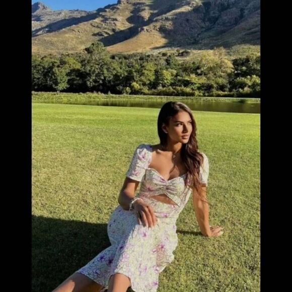 ZARA NWT SS22 WOMAN MULTICOLORED FLORAL PRINT MIDI DRESS CUT OUT size Small. - Picture 12 of 15